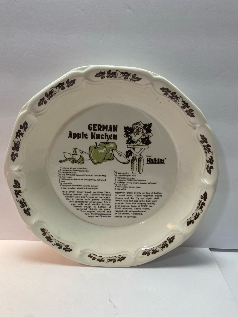 Vintage 1983 Watkins German Apple Kuchen Recipe Pie Plate Dish #6480 11" USA
